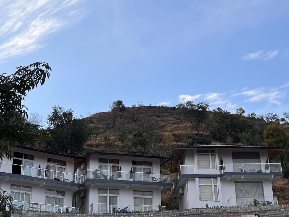 Dandelion By The Hills Hotel Lakhwar Exterior photo