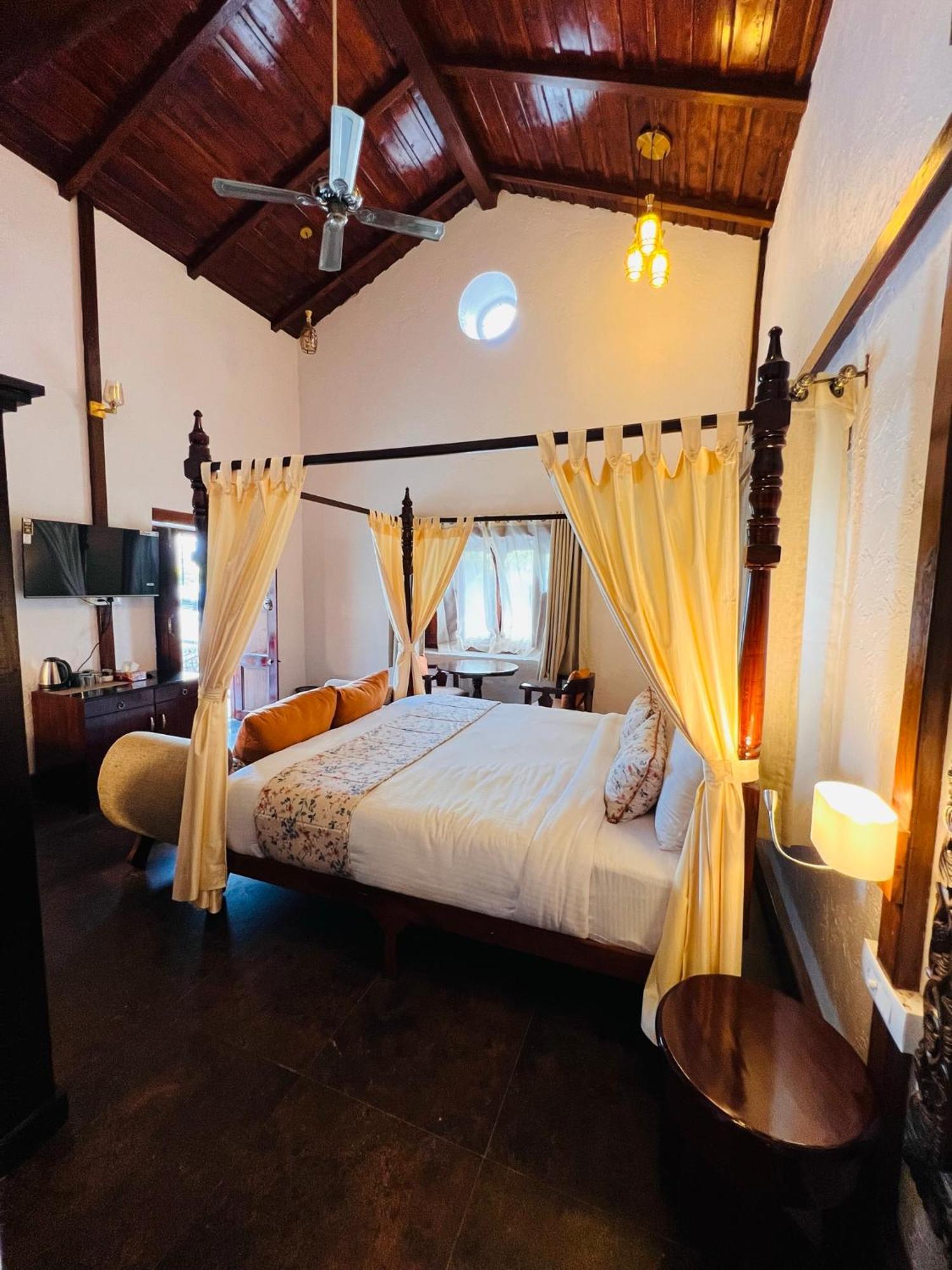 Dandelion By The Hills Hotel Lakhwar Exterior photo